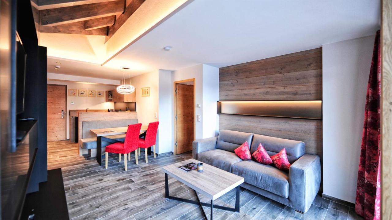Hotel Garni Stefanie Ischgl Esterno foto