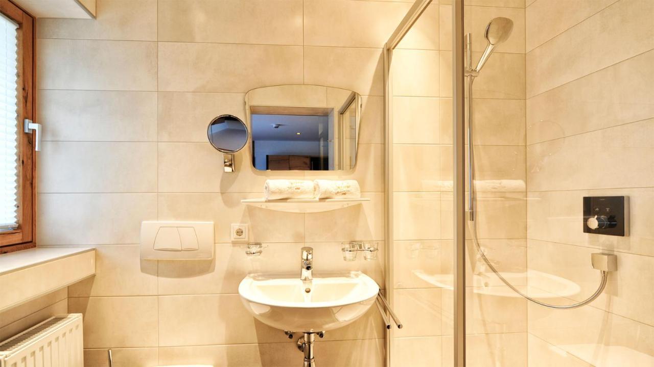 Hotel Garni Stefanie Ischgl Esterno foto